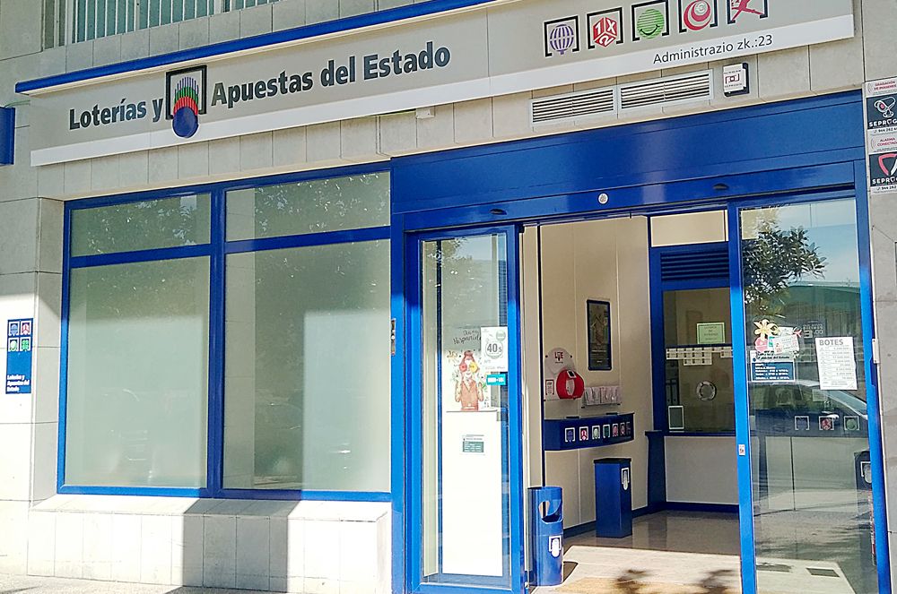 Exterior de Administración de loterías Nº23 Vitoria.